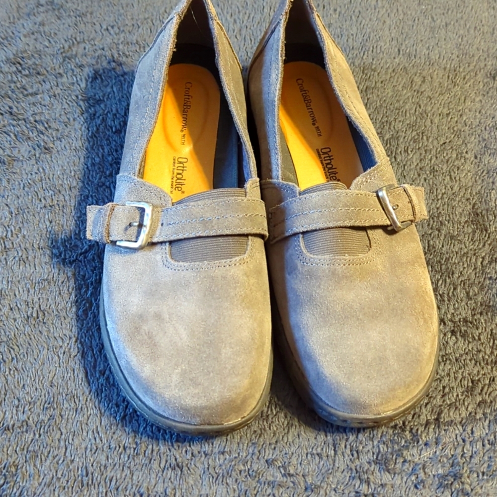 Gray work flats